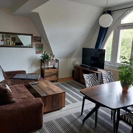 Apartment In Zentraler Lage Mit Blick Ins Gruene *